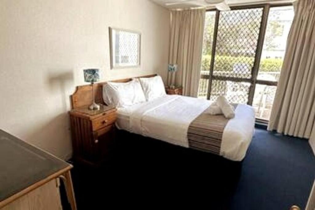 2 Bedroom Ocean View - Alexandria Apartments -Alexandra Headland 玛志洛 外观 照片