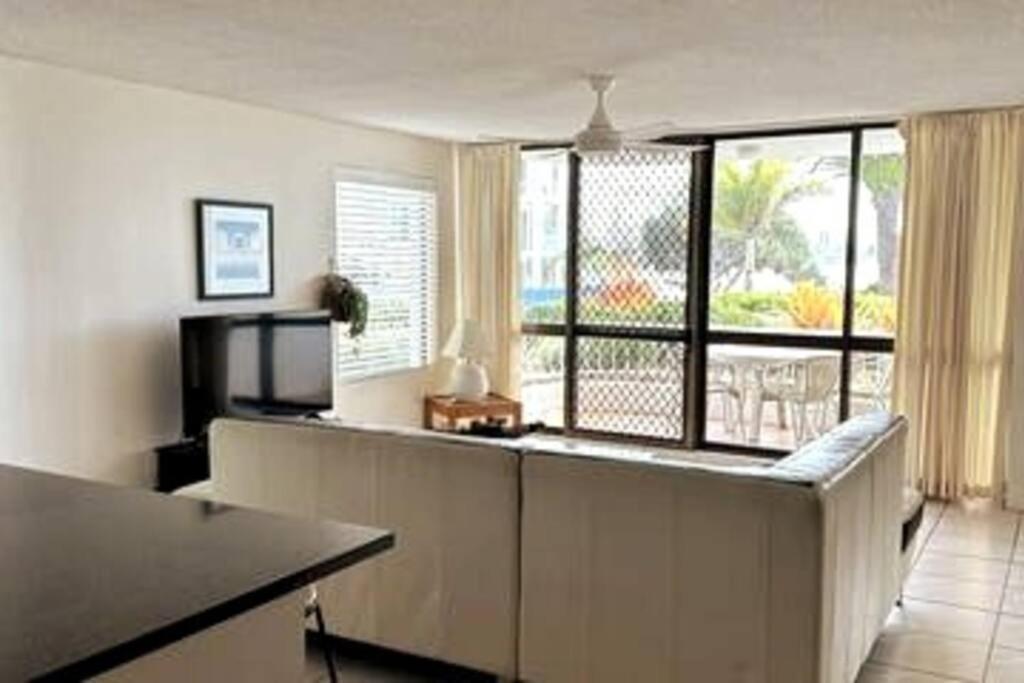 2 Bedroom Ocean View - Alexandria Apartments -Alexandra Headland 玛志洛 外观 照片